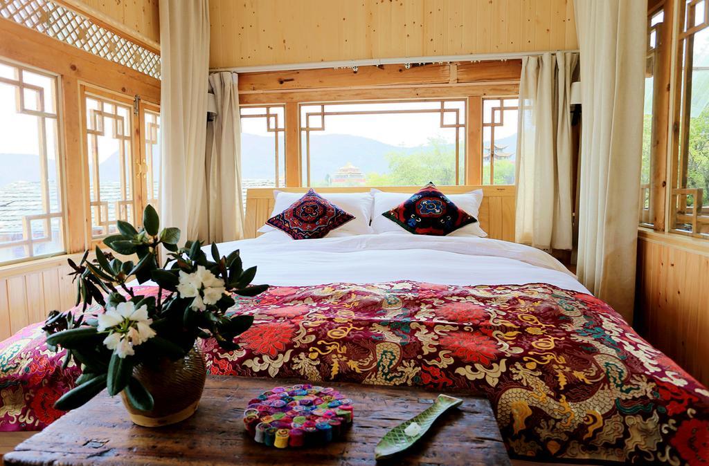 Shangri-La Mid - Mountain Homestay المظهر الخارجي الصورة