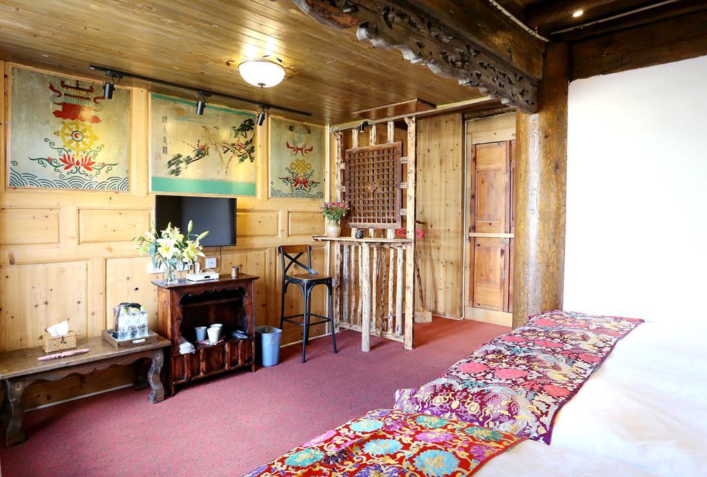 Shangri-La Mid - Mountain Homestay المظهر الخارجي الصورة