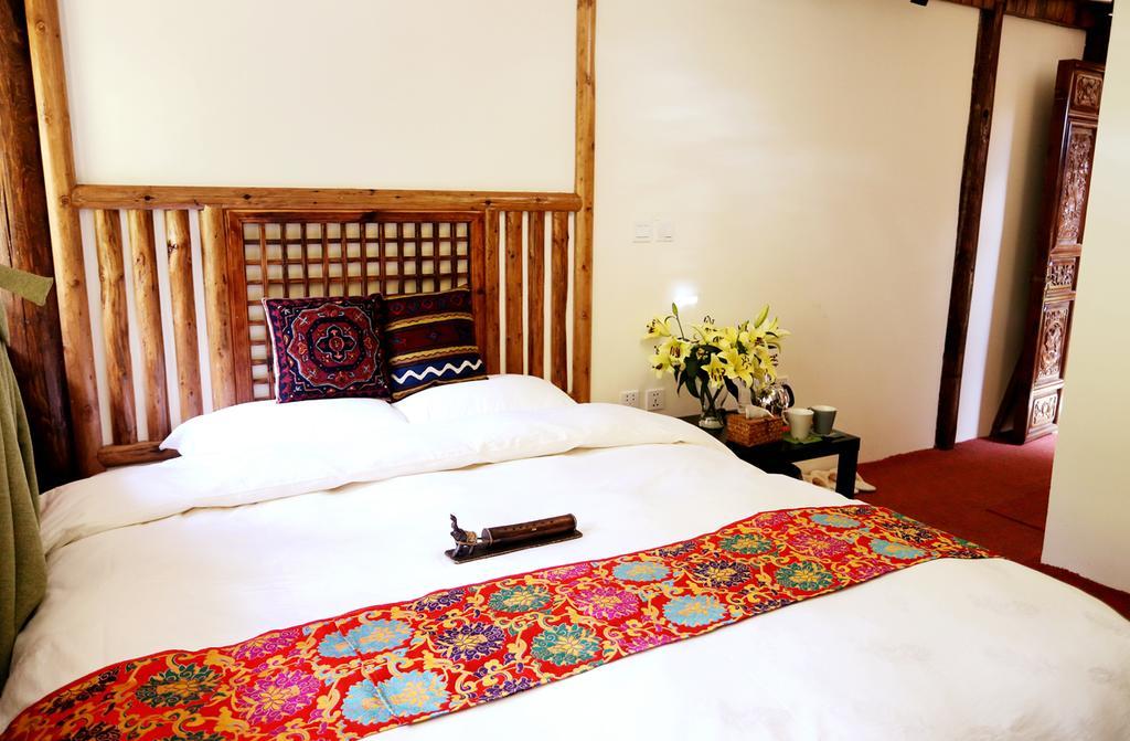 Shangri-La Mid - Mountain Homestay المظهر الخارجي الصورة